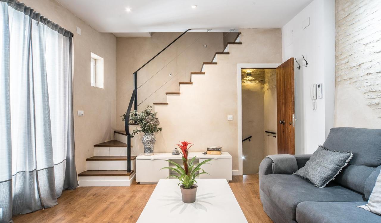 Rey De Sevilla Flats - Duplex Museo المظهر الخارجي الصورة