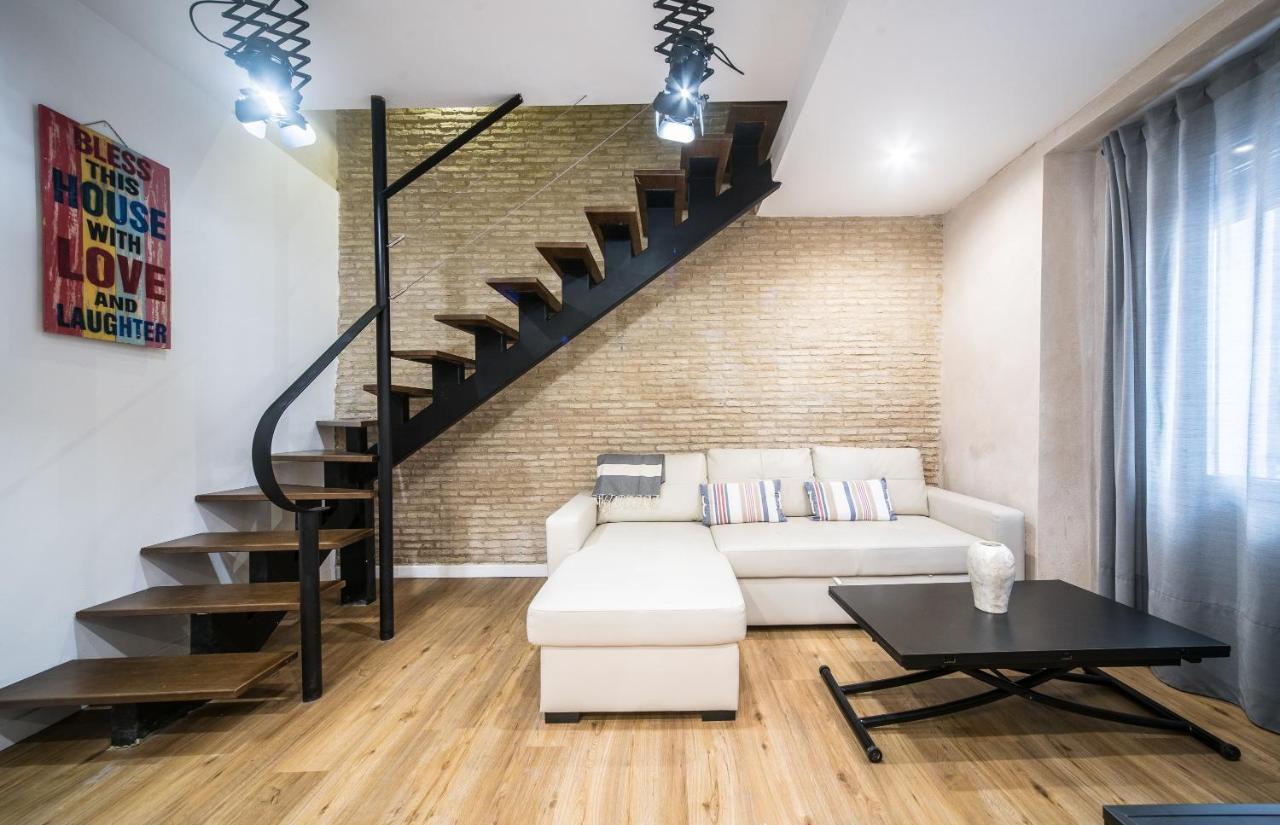 Rey De Sevilla Flats - Duplex Museo المظهر الخارجي الصورة