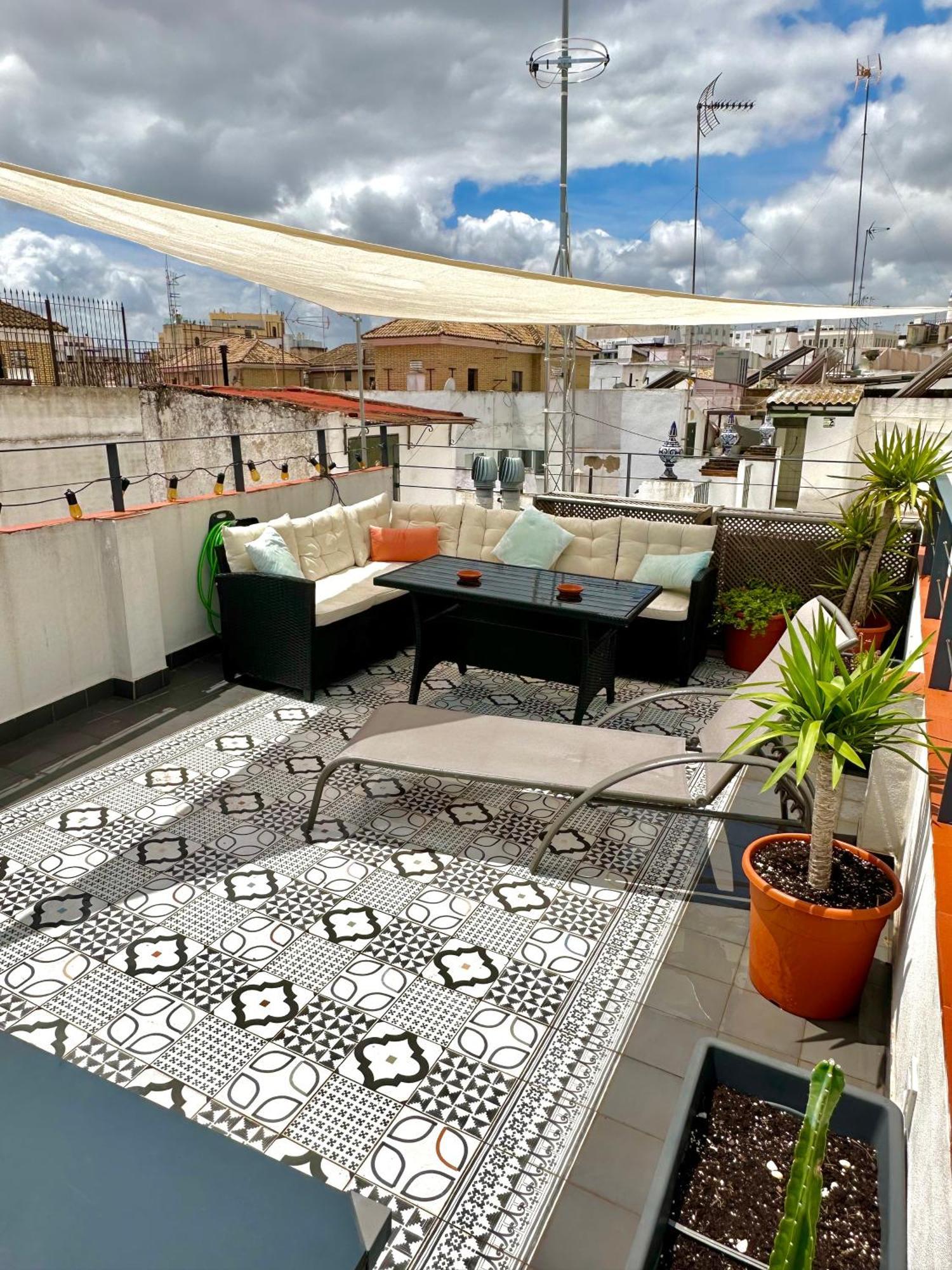 Rey De Sevilla Flats - Duplex Museo المظهر الخارجي الصورة